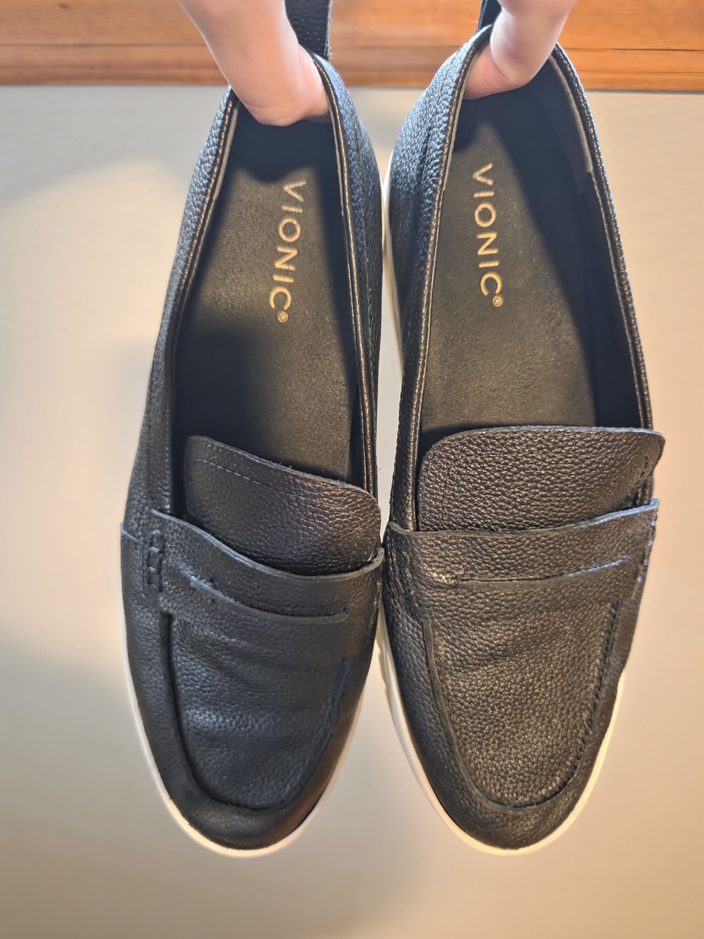 Vionic Black Pebbled Leather Slip-On Loafers